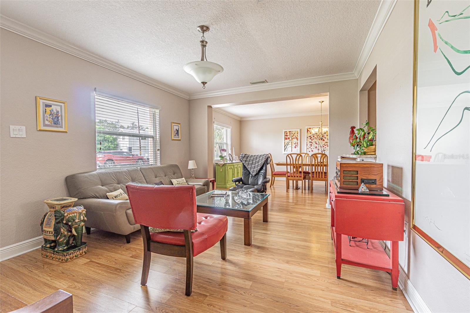 Image 8 of 40 For 912 Riverside Drive
