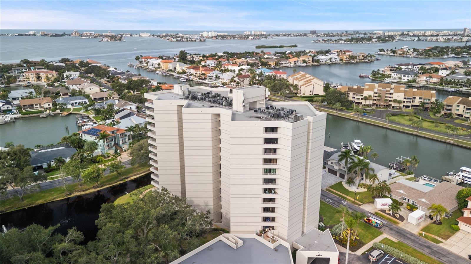 Image 10 of 58 For 5950 Pelican Bay Plaza S 705