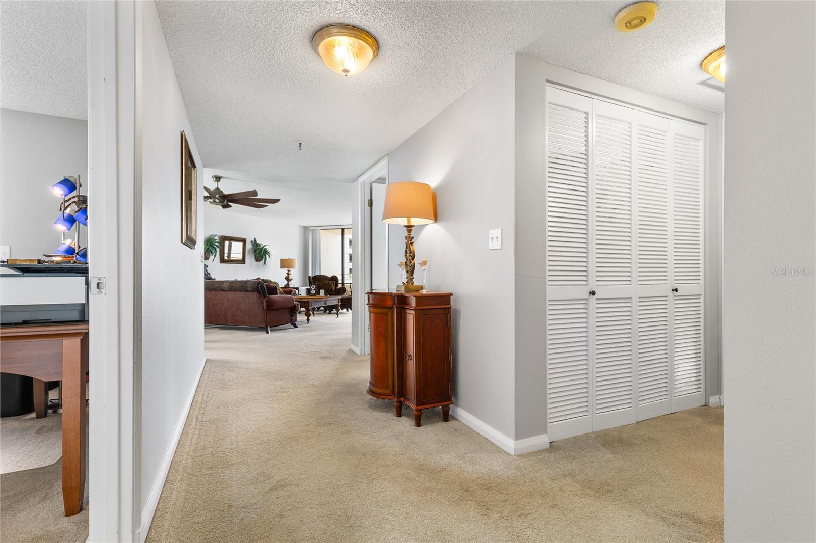 Image 20 of 58 For 5950 Pelican Bay Plaza S 705