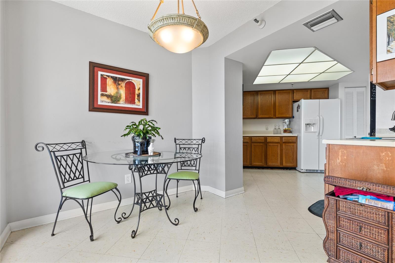 Image 33 of 58 For 5950 Pelican Bay Plaza S 705