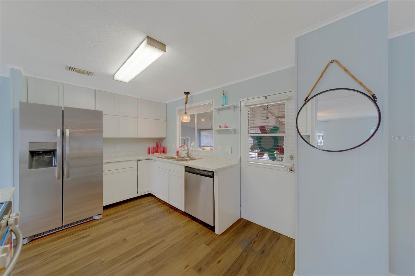 Image 3 of 73 For 12501 Ulmerton Road 77