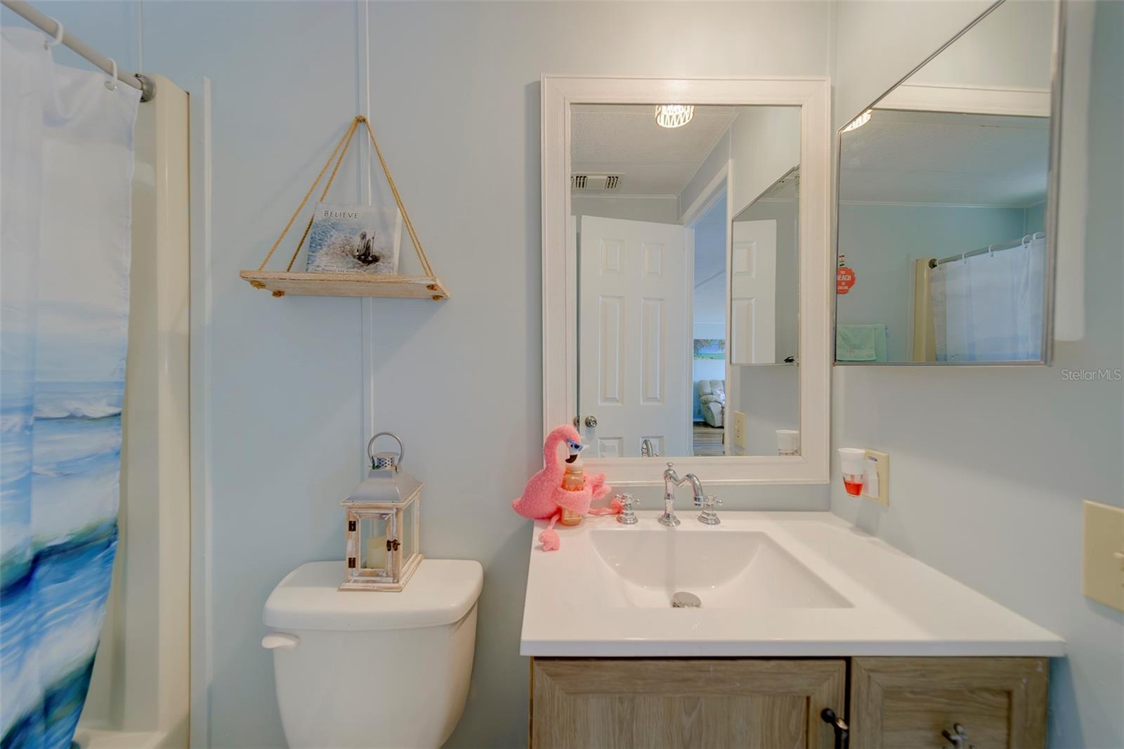 Image 30 of 73 For 12501 Ulmerton Road 77