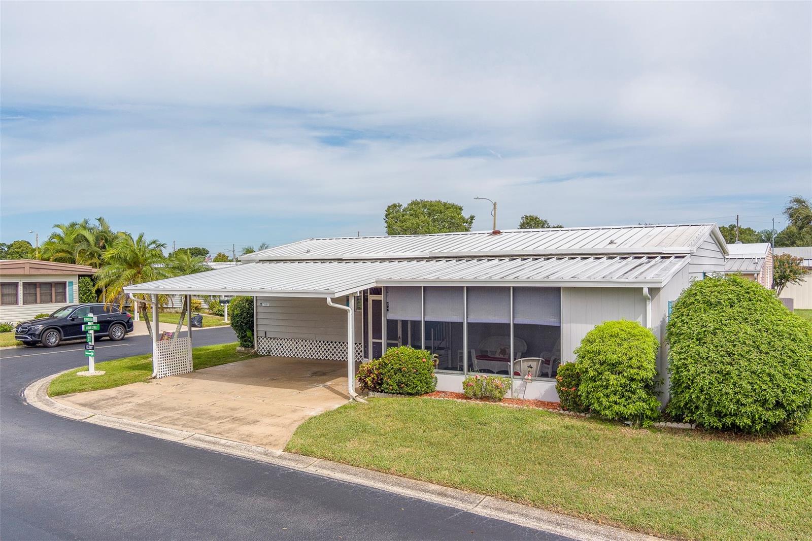 Image 55 of 73 For 12501 Ulmerton Road 77