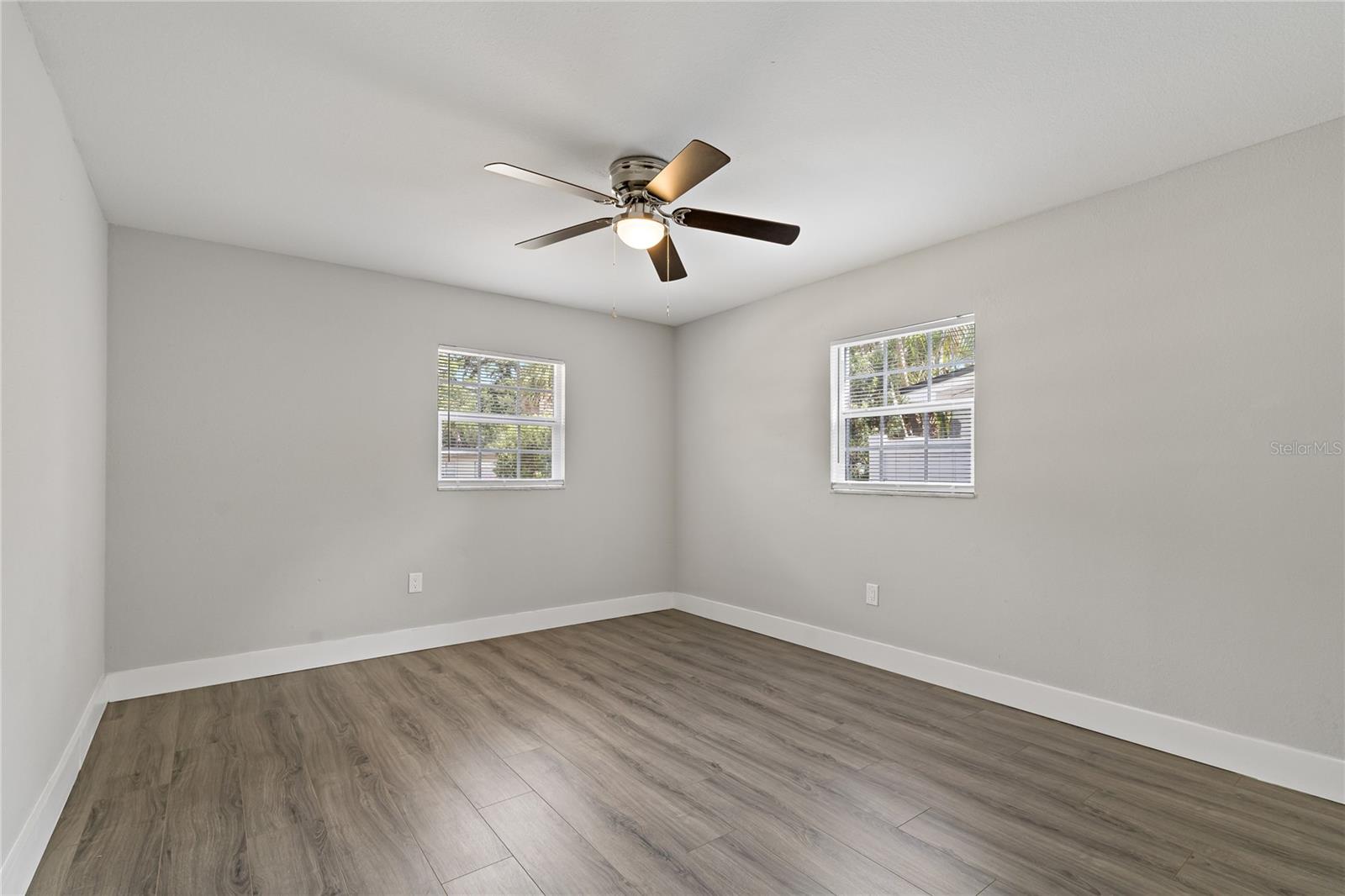 Image 12 of 23 For 3810 Randall Street