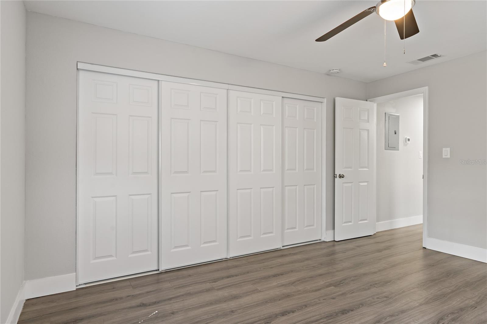 Image 17 of 23 For 3810 Randall Street