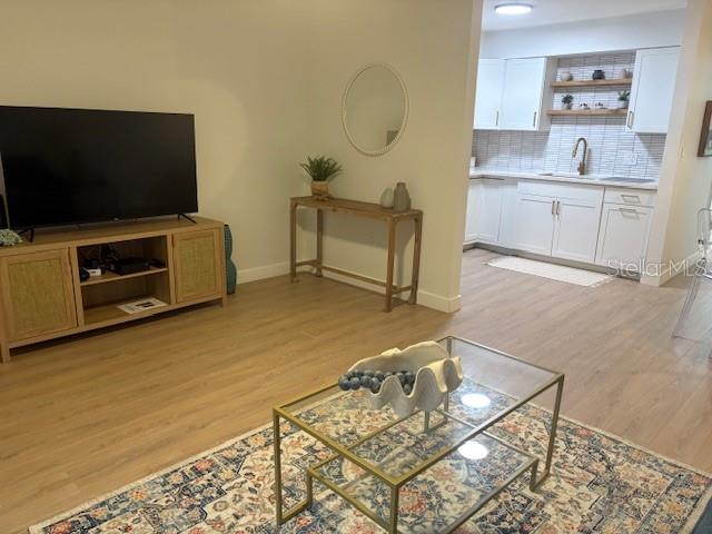 Image 3 of 17 For 7151 Sunset Way 4