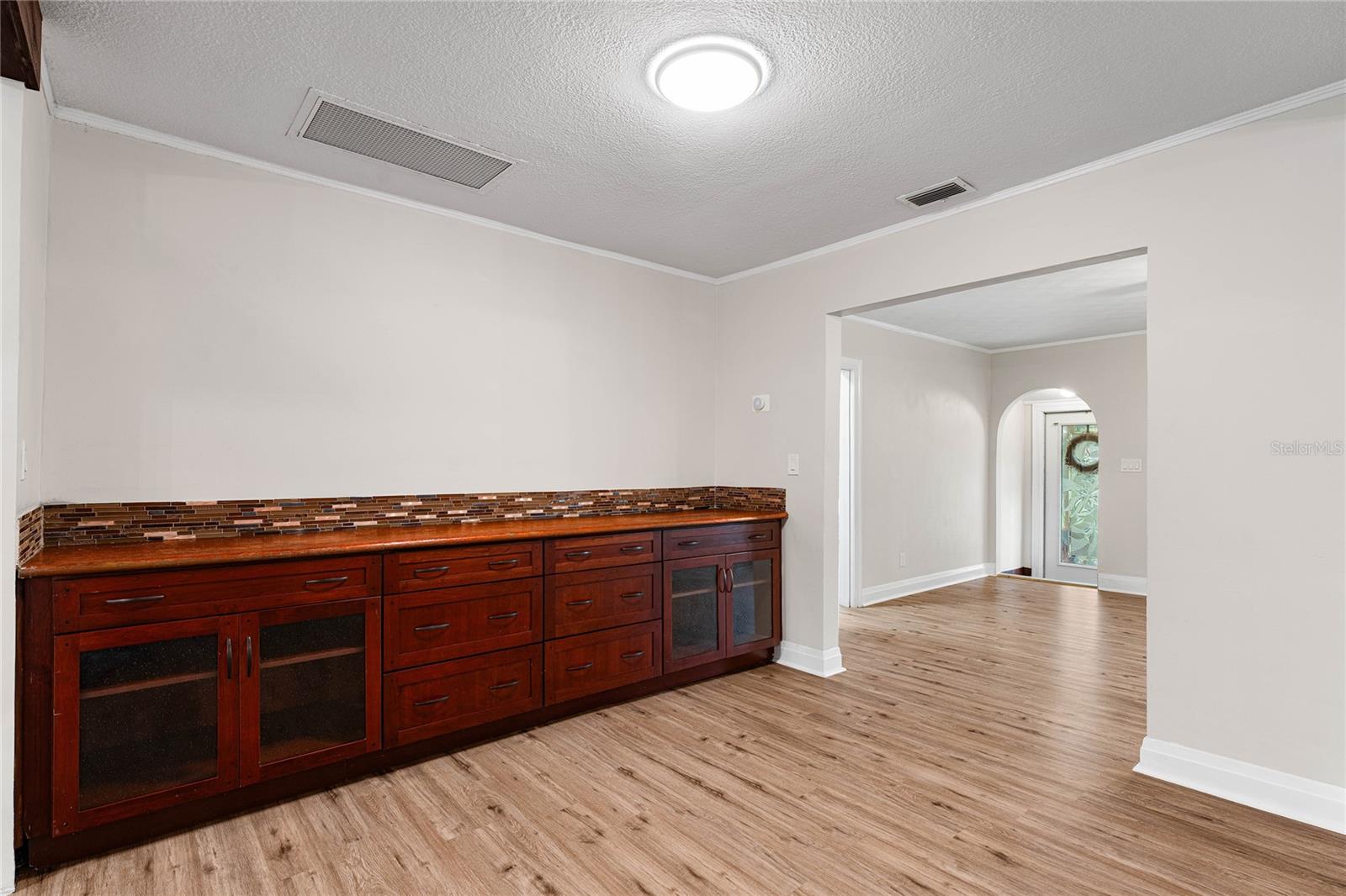 Image 19 of 62 For 1026 Henry Avenue