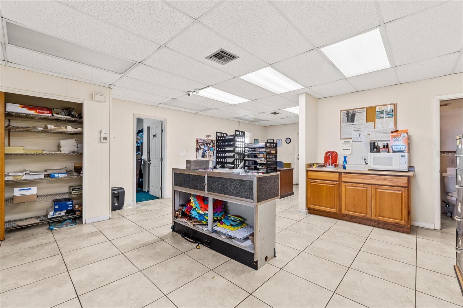Image 17 of 23 For 6401 35th Street N