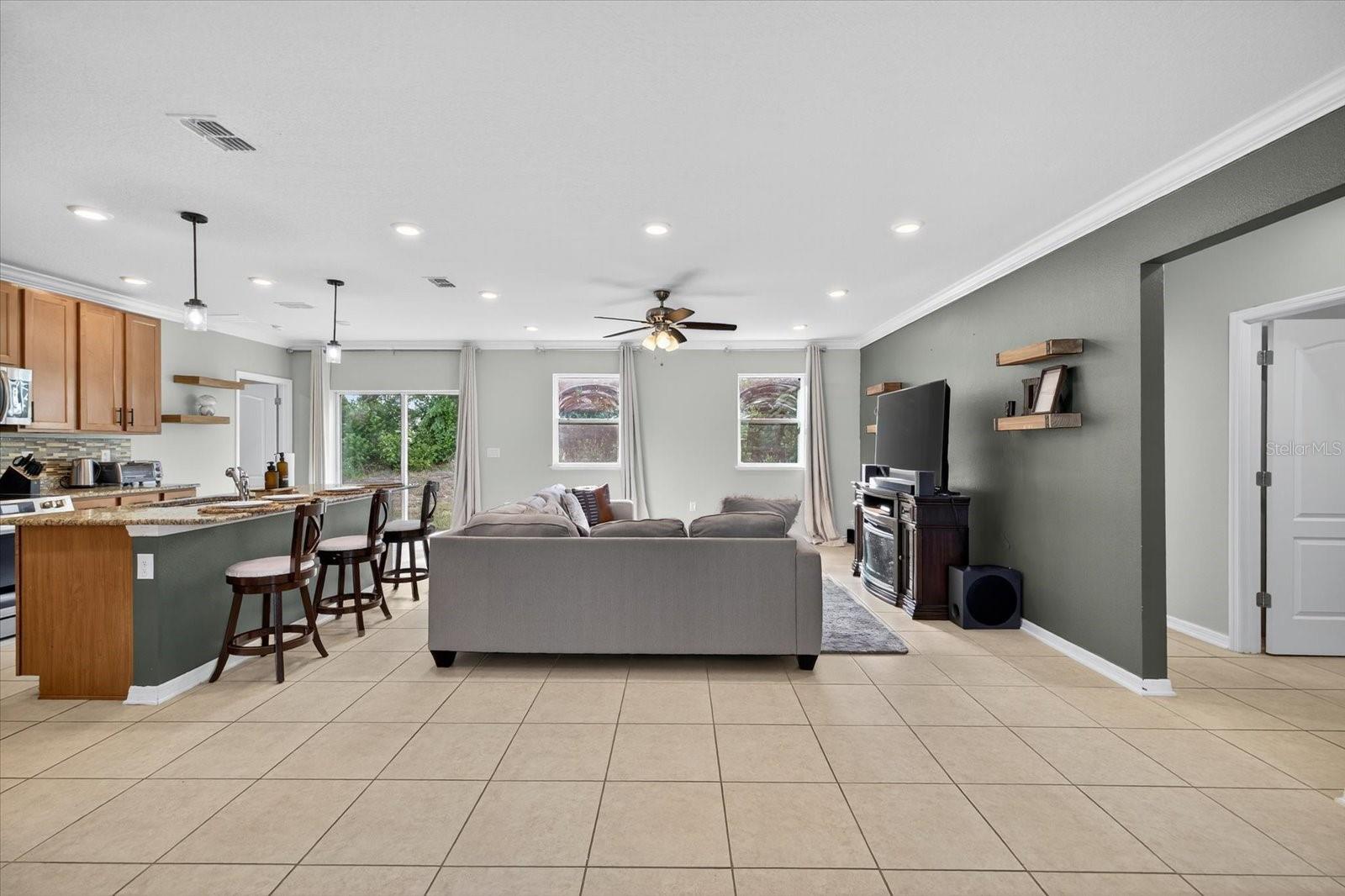 Image 14 of 40 For 1411 Mariner Boulevard