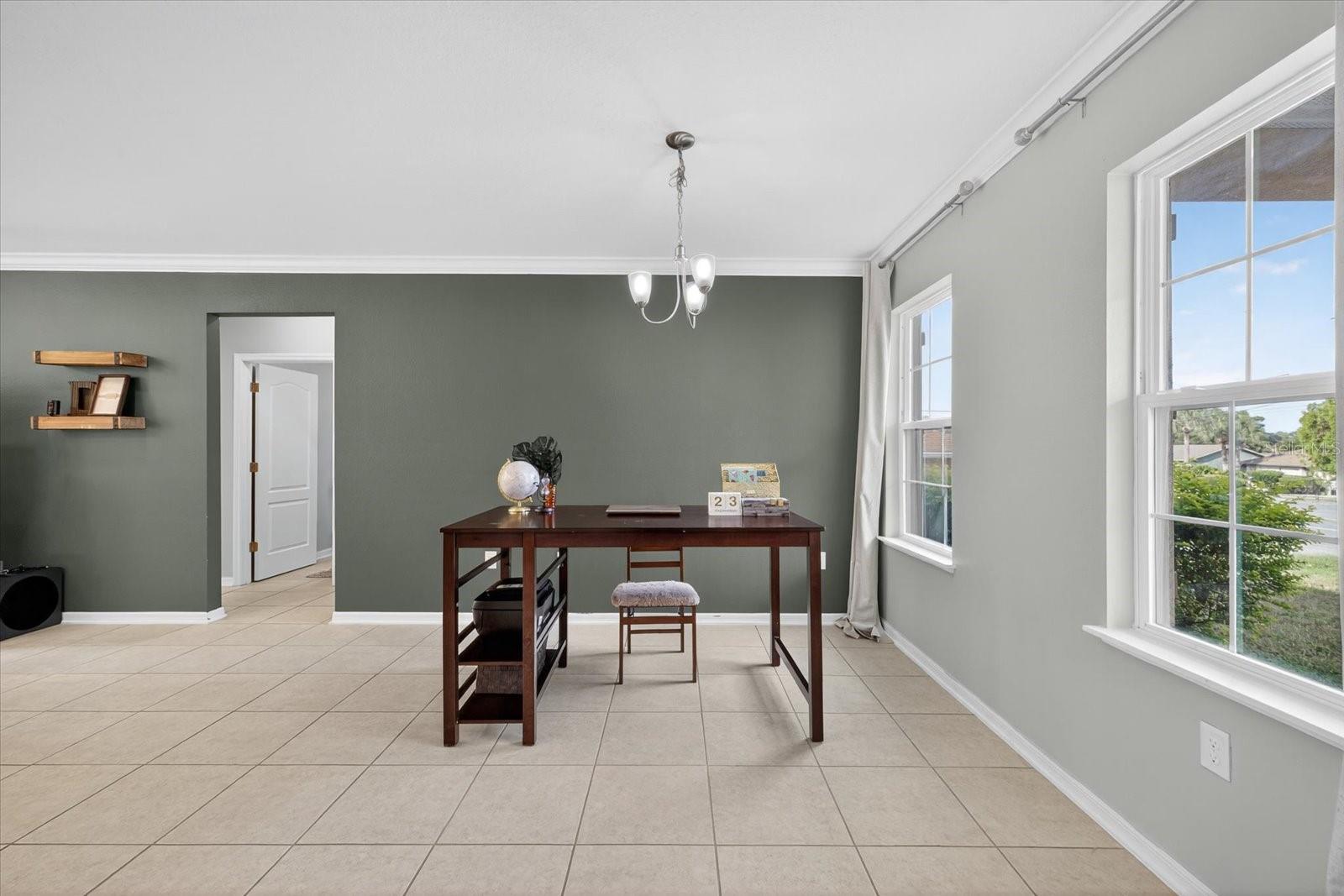 Image 15 of 40 For 1411 Mariner Boulevard