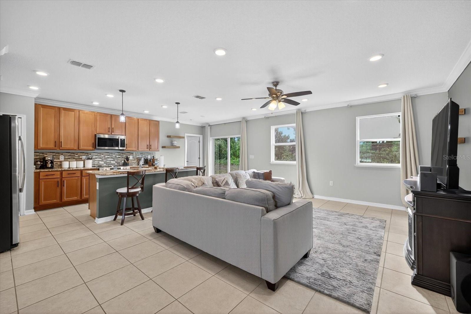 Image 17 of 40 For 1411 Mariner Boulevard