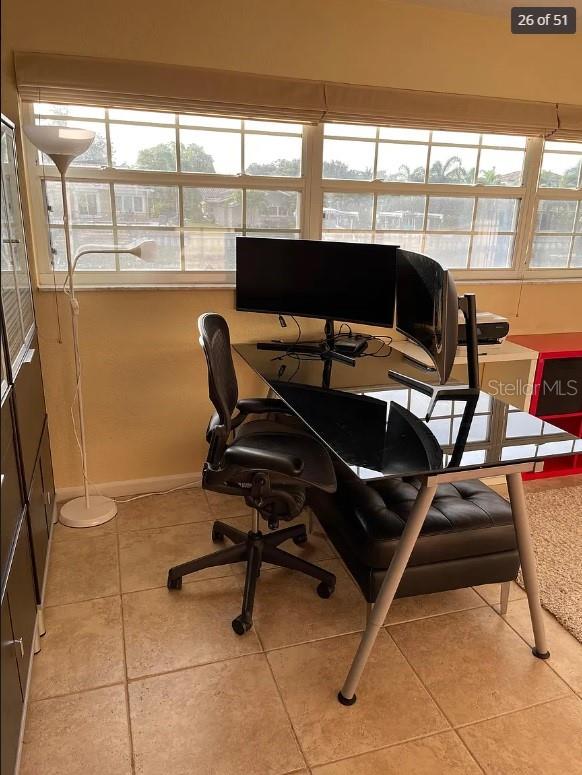 Image 27 of 51 For 2001 Hawaii Avenue Ne