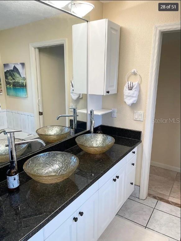 Image 29 of 51 For 2001 Hawaii Avenue Ne