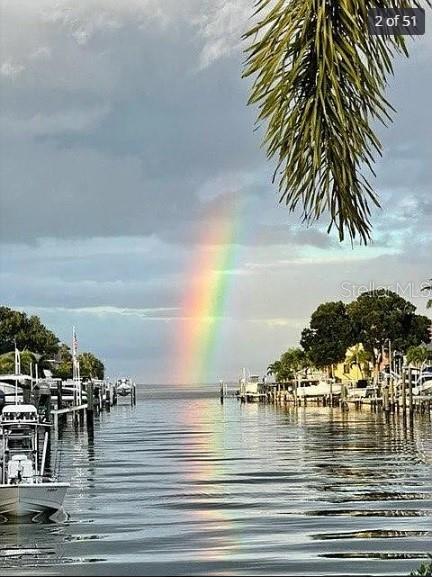 Image 3 of 51 For 2001 Hawaii Avenue Ne