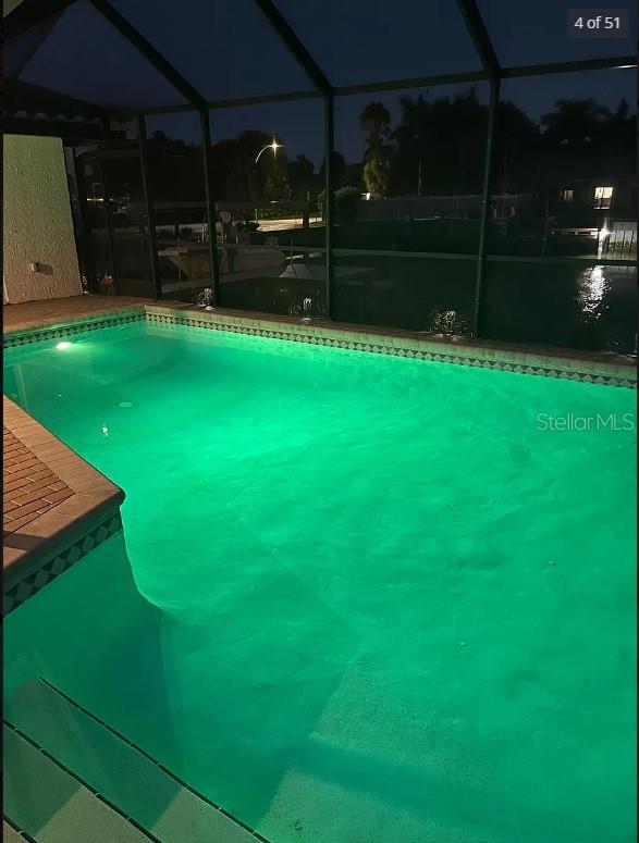 Image 5 of 51 For 2001 Hawaii Avenue Ne