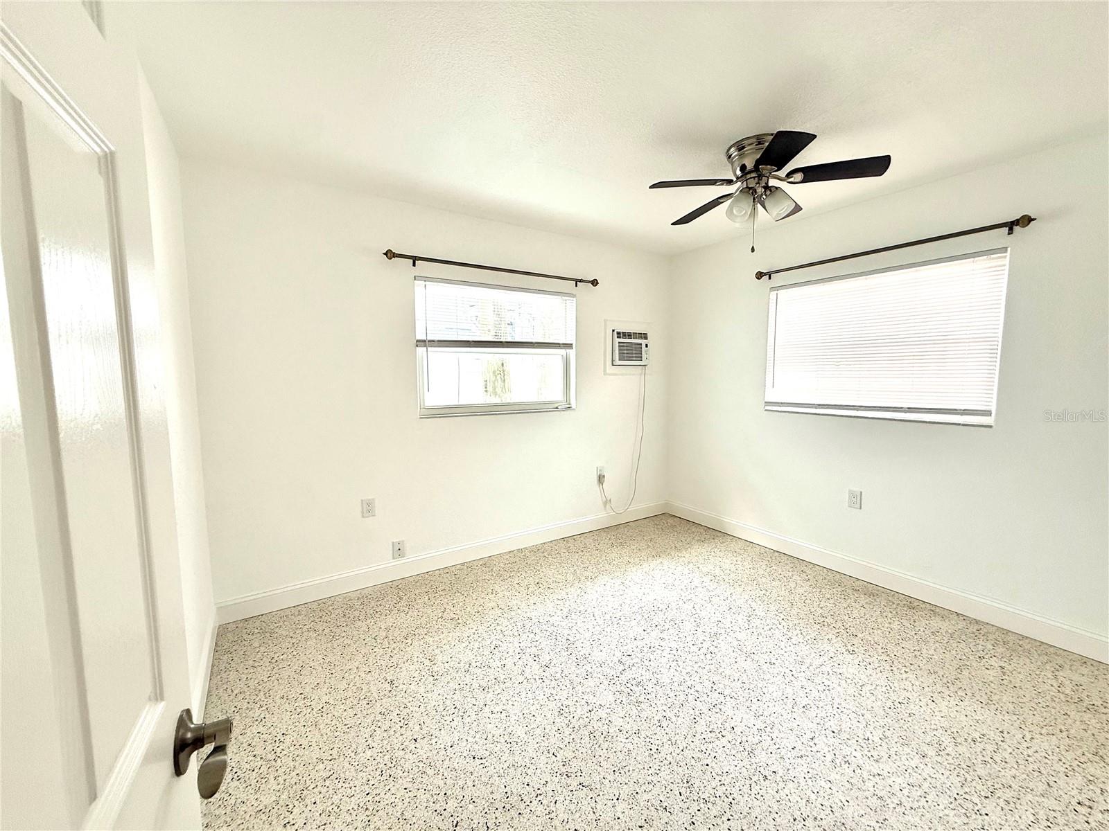 Image 10 of 28 For 451 Poinsettia Avenue