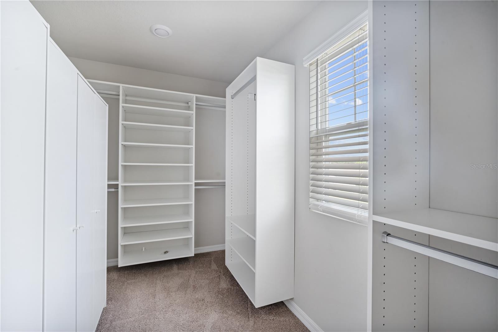 Image 15 of 26 For 38614 Finn Clover Lane