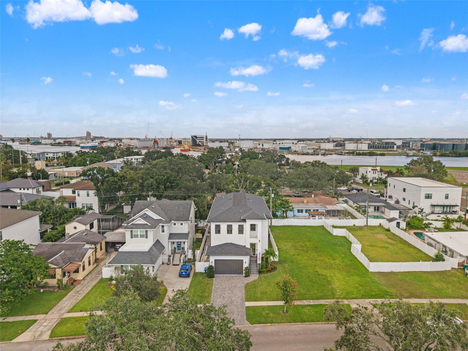 Image 46 of 54 For 619 Danube Avenue