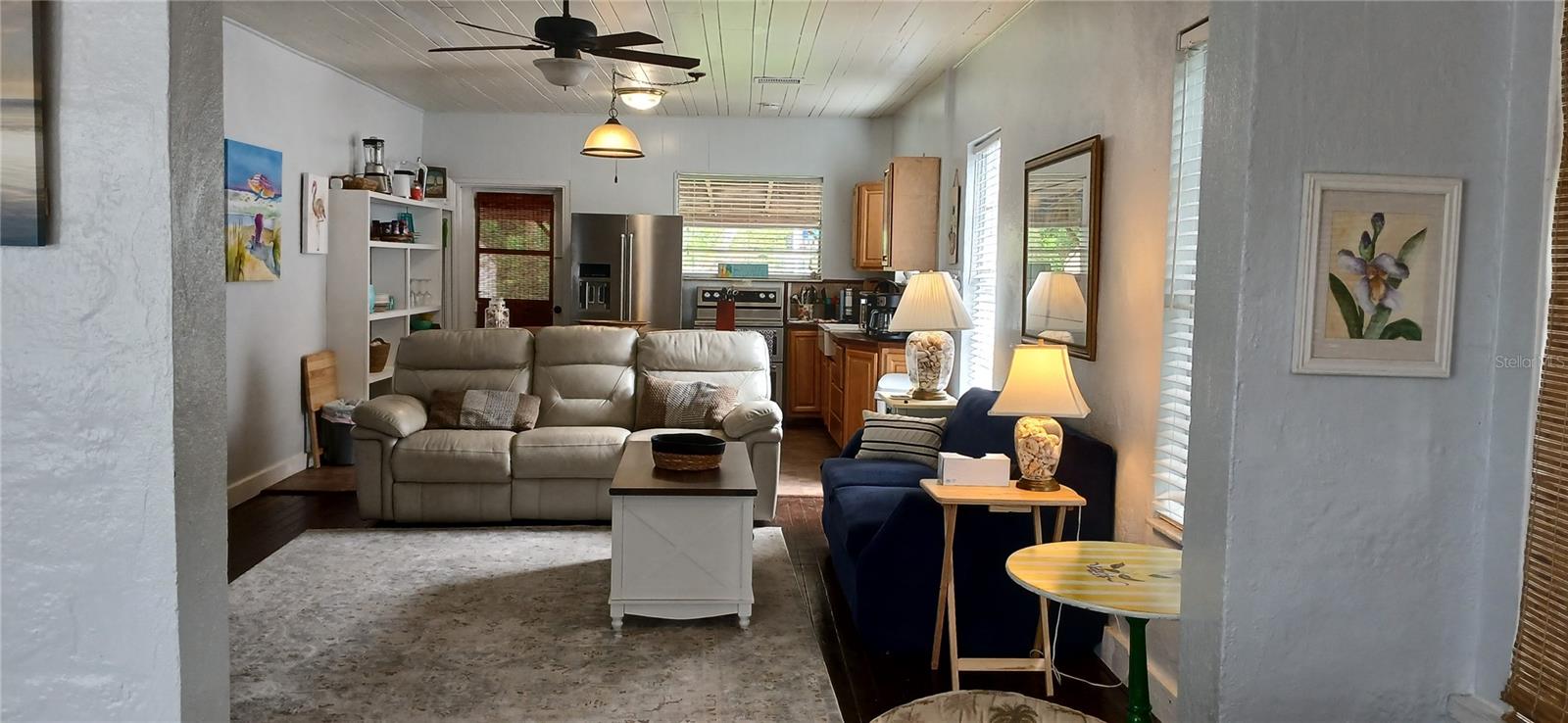 Image 3 of 17 For 1209 Bay Palm Boulevard