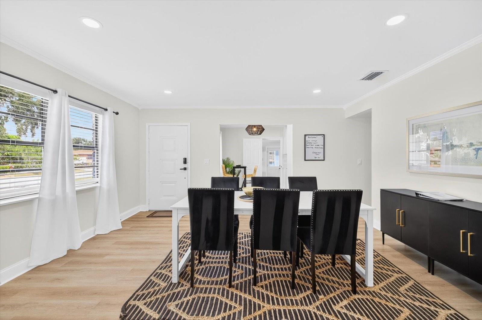 Image 15 of 57 For 4410 Bay Court Avenue