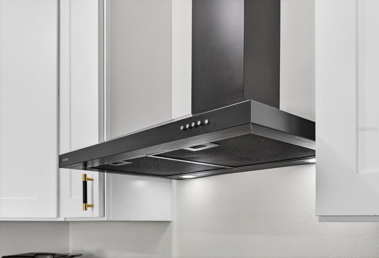 Image 20 of 57 For 4410 Bay Court Avenue