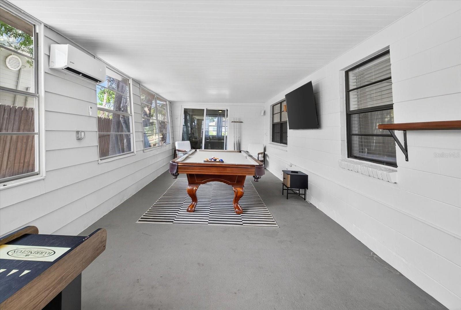 Image 31 of 57 For 4410 Bay Court Avenue