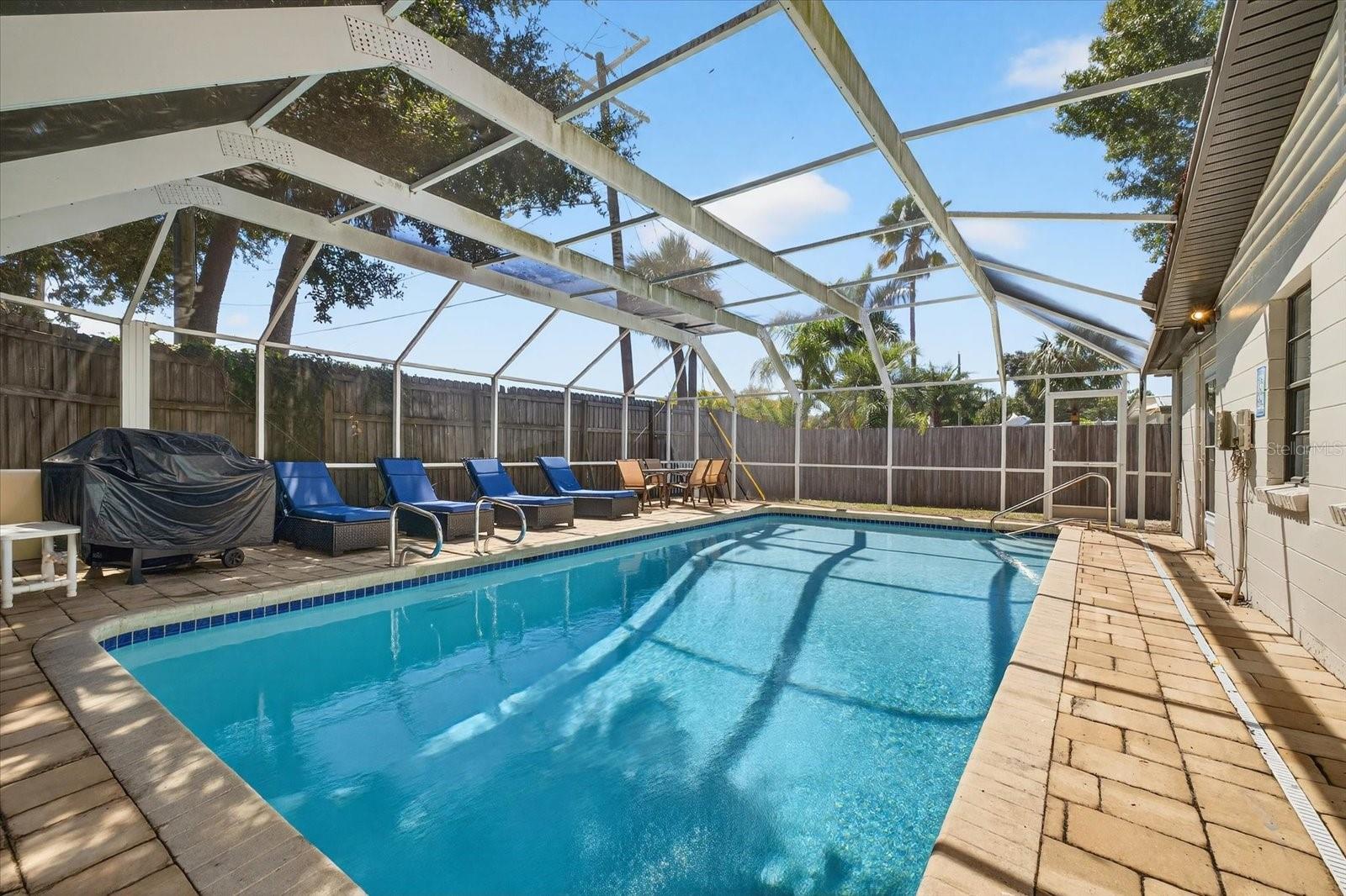 Image 8 of 57 For 4410 Bay Court Avenue