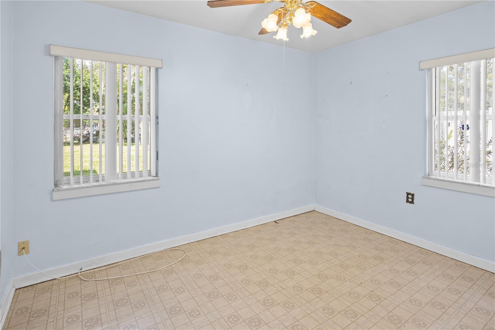 Image 13 of 21 For 1309 Saint Andrews Drive