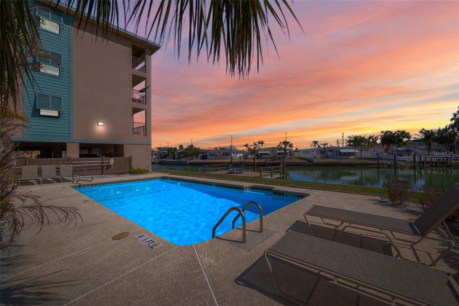 Details for 145 116th Avenue 303, TREASURE ISLAND, FL 33706