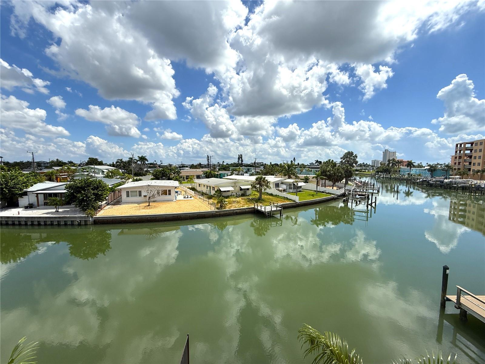 Image 22 of 33 For 145 116th Avenue 303