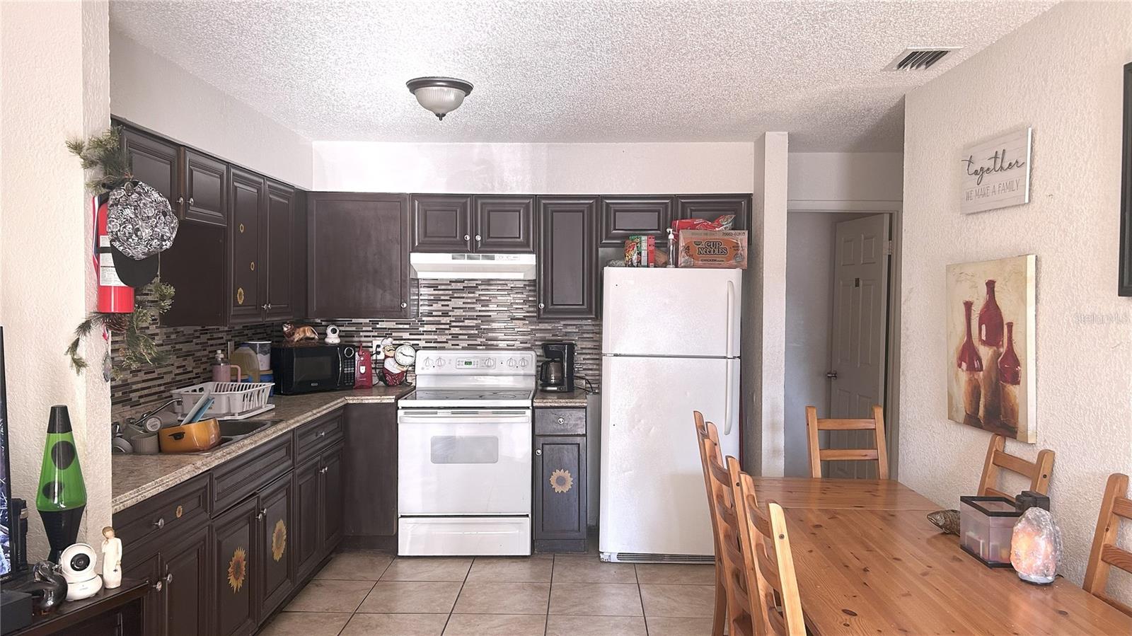 Image 15 of 17 For 8119 Brooks Street