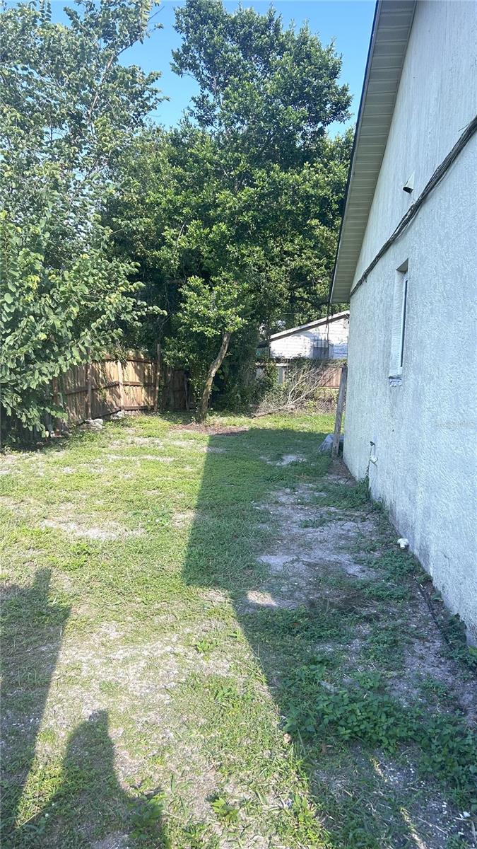 Image 4 of 17 For 8119 Brooks Street