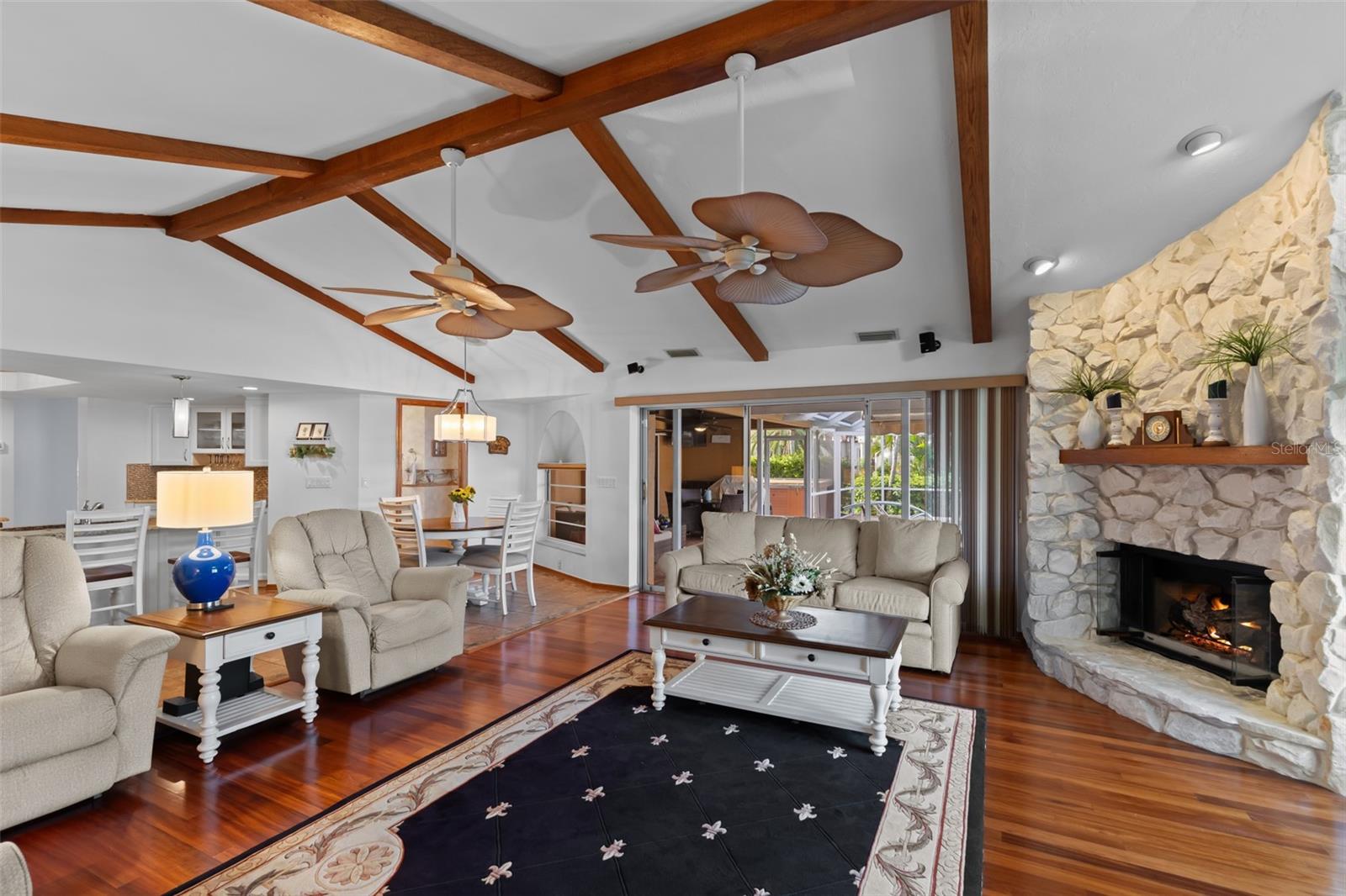 Image 13 of 44 For 2515 19th Avenue