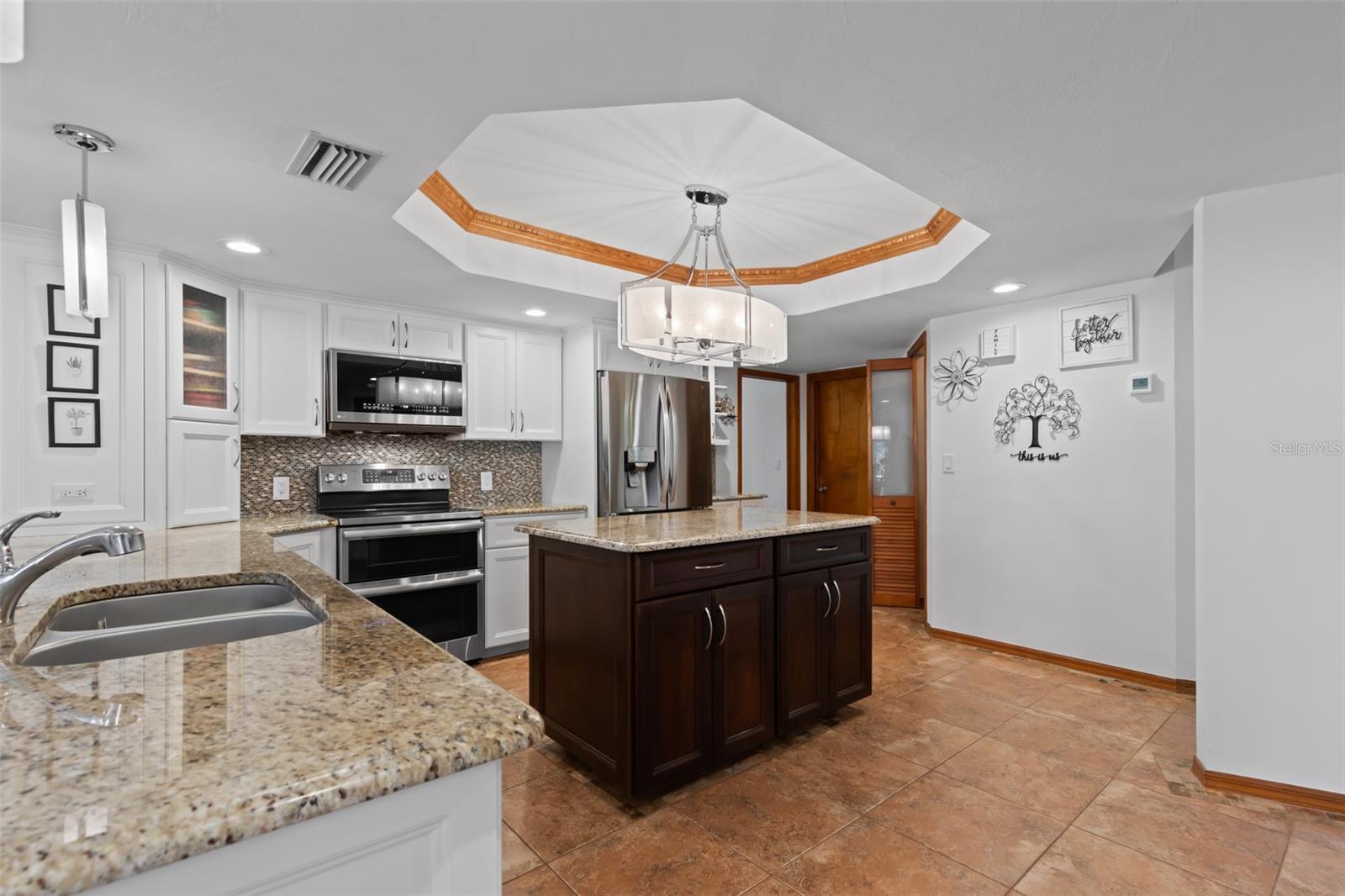 Image 7 of 44 For 2515 19th Avenue