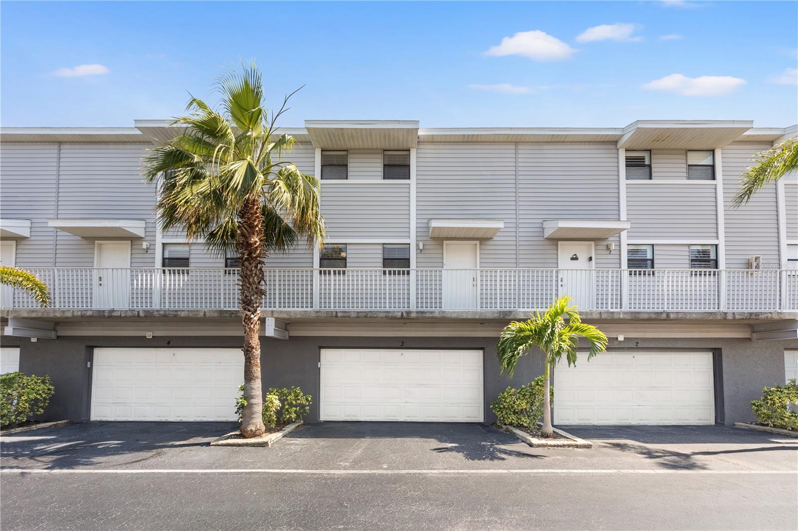 Image 40 of 40 For 19823 Gulf Boulevard 3