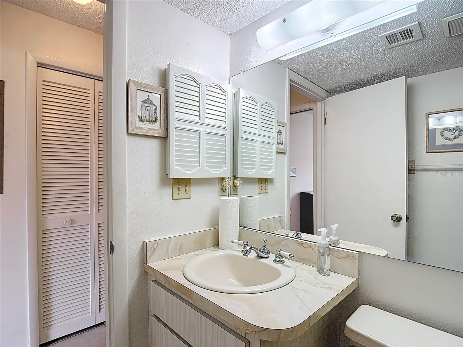 Image 41 of 72 For 8403 Bunker Lane A