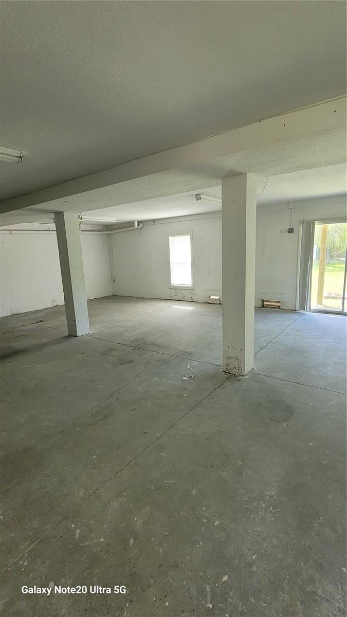 Image 14 of 19 For 4936 Marina Palms Drive