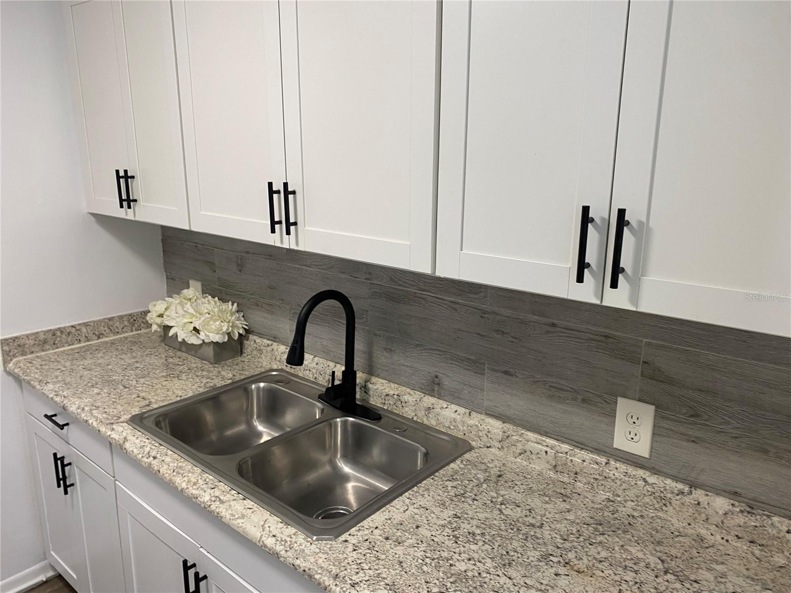 Image 8 of 26 For 8455 112th Street 109