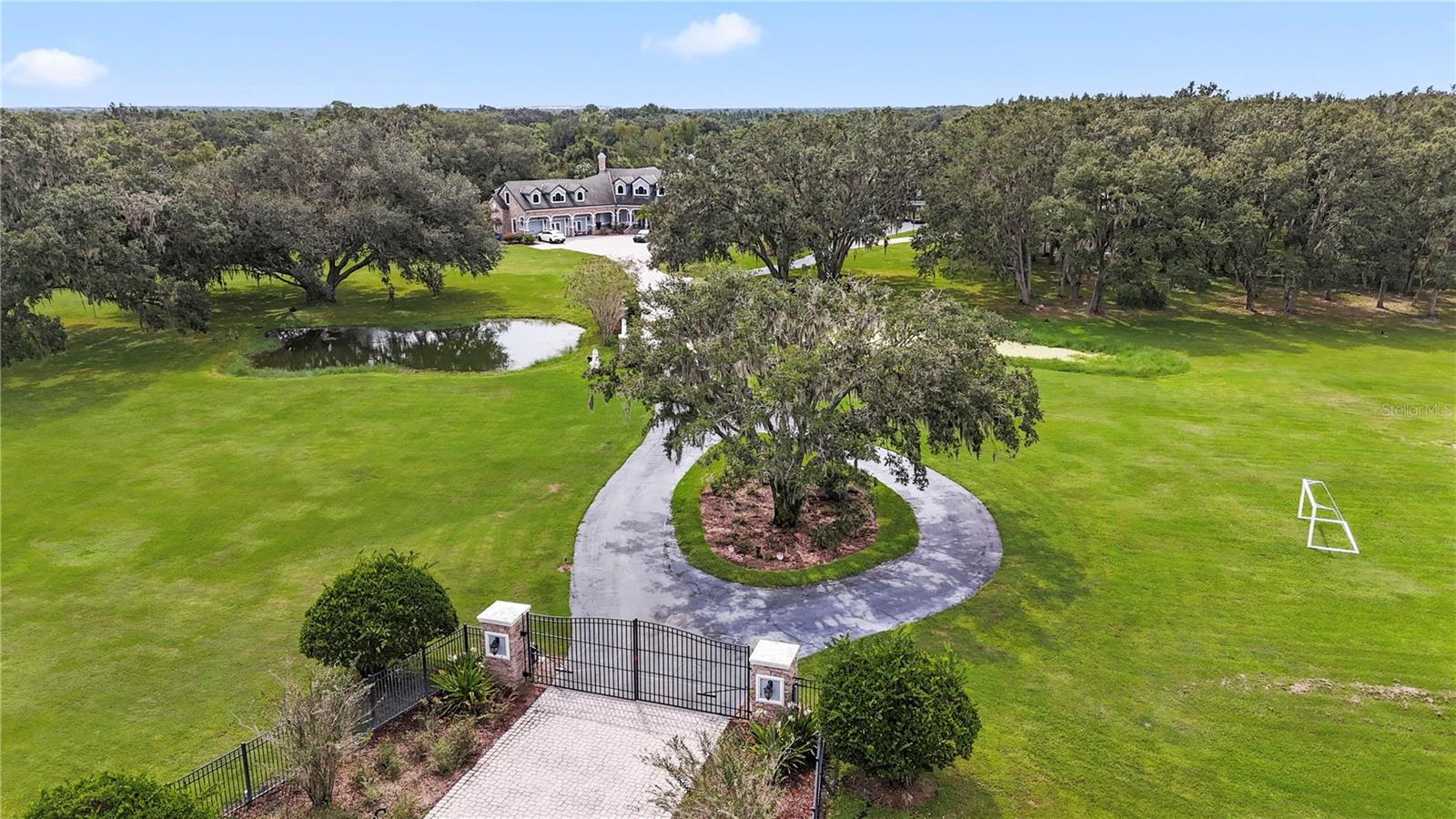 Image 2 of 91 For 17423 Boyette Road