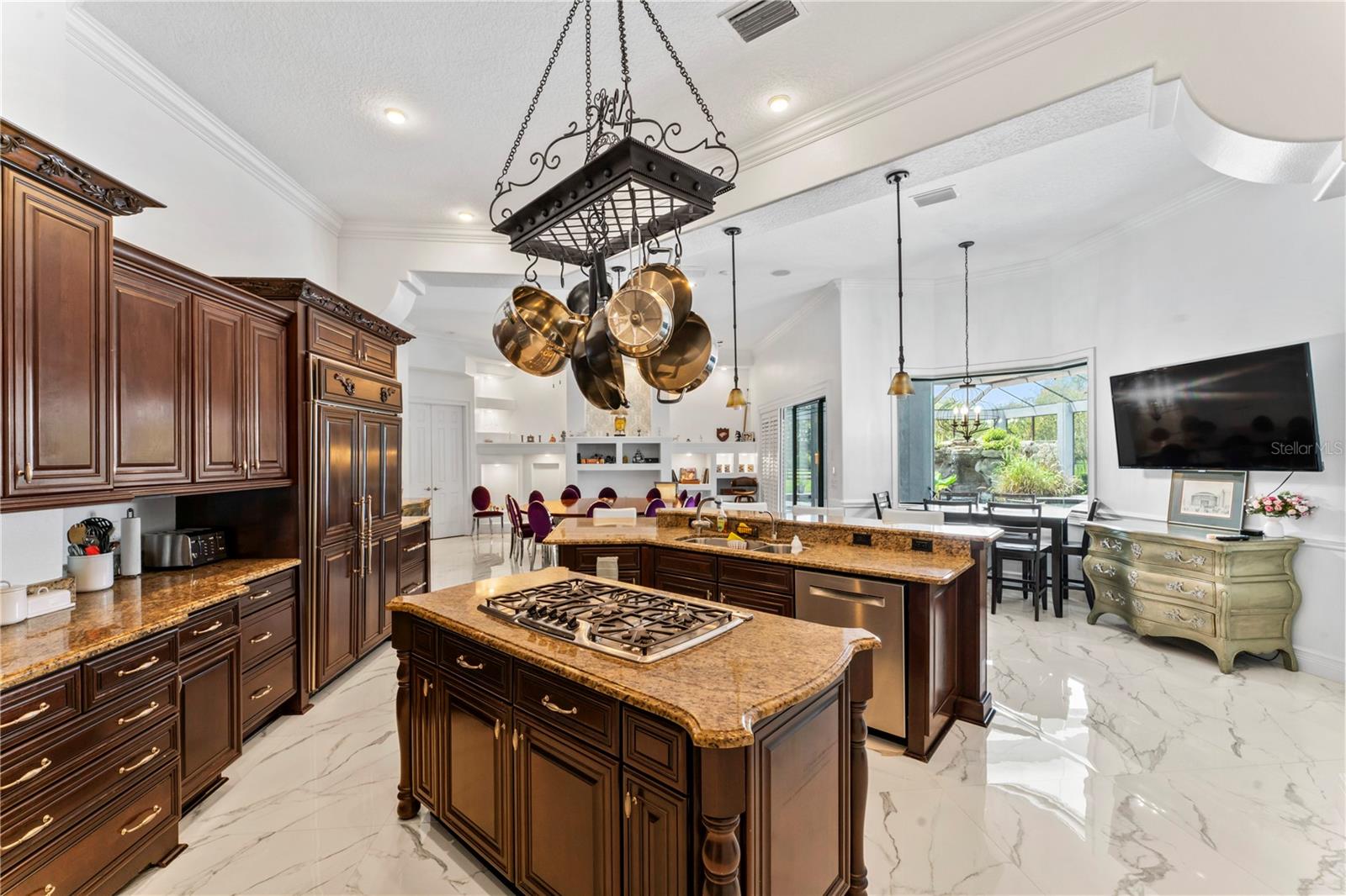 Image 21 of 91 For 17423 Boyette Road