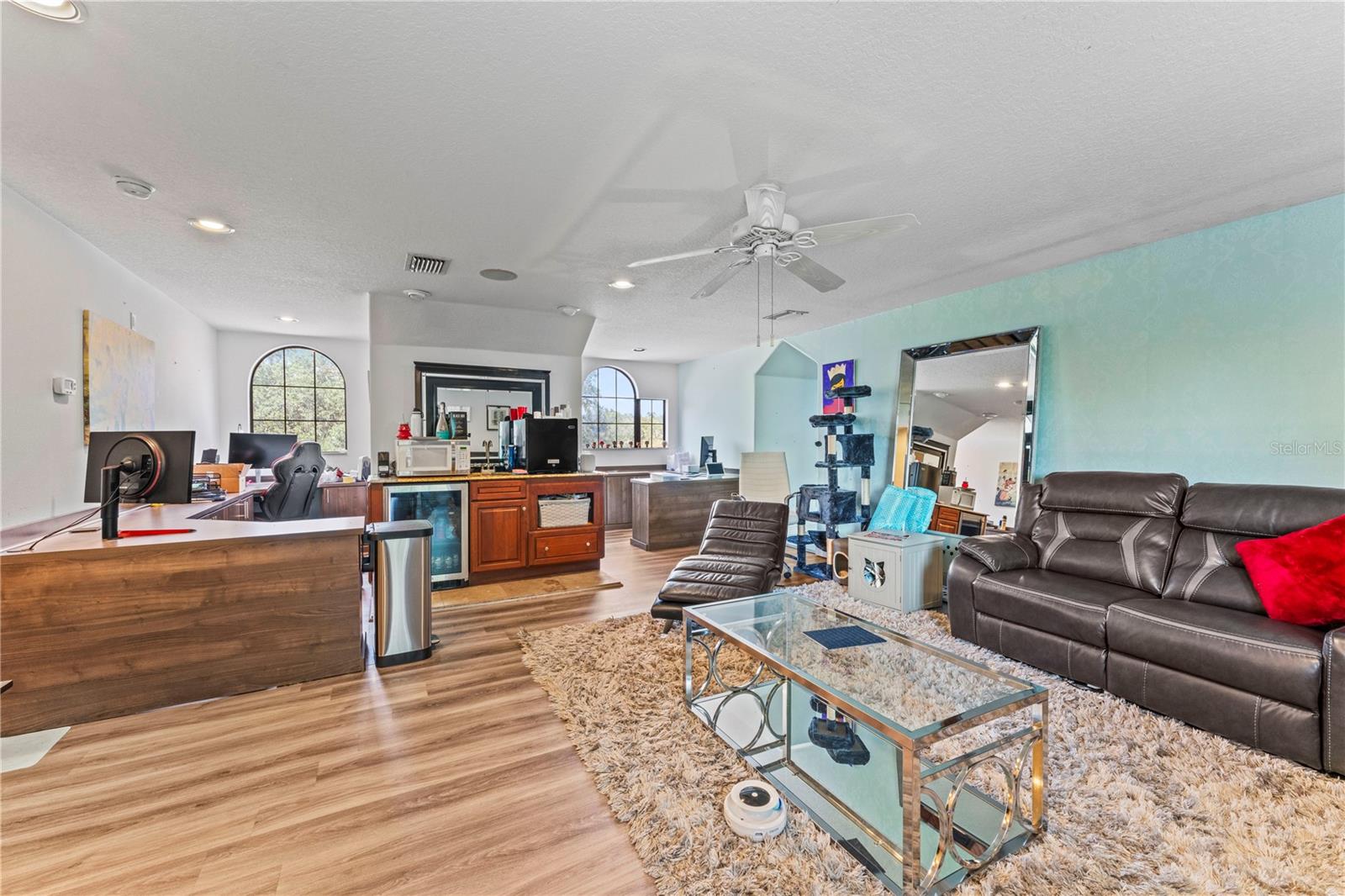 Image 26 of 91 For 17423 Boyette Road