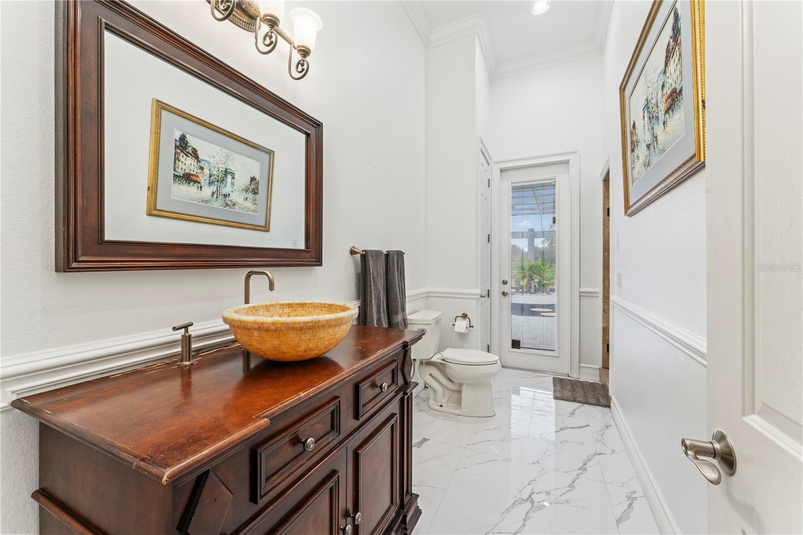 Image 37 of 91 For 17423 Boyette Road
