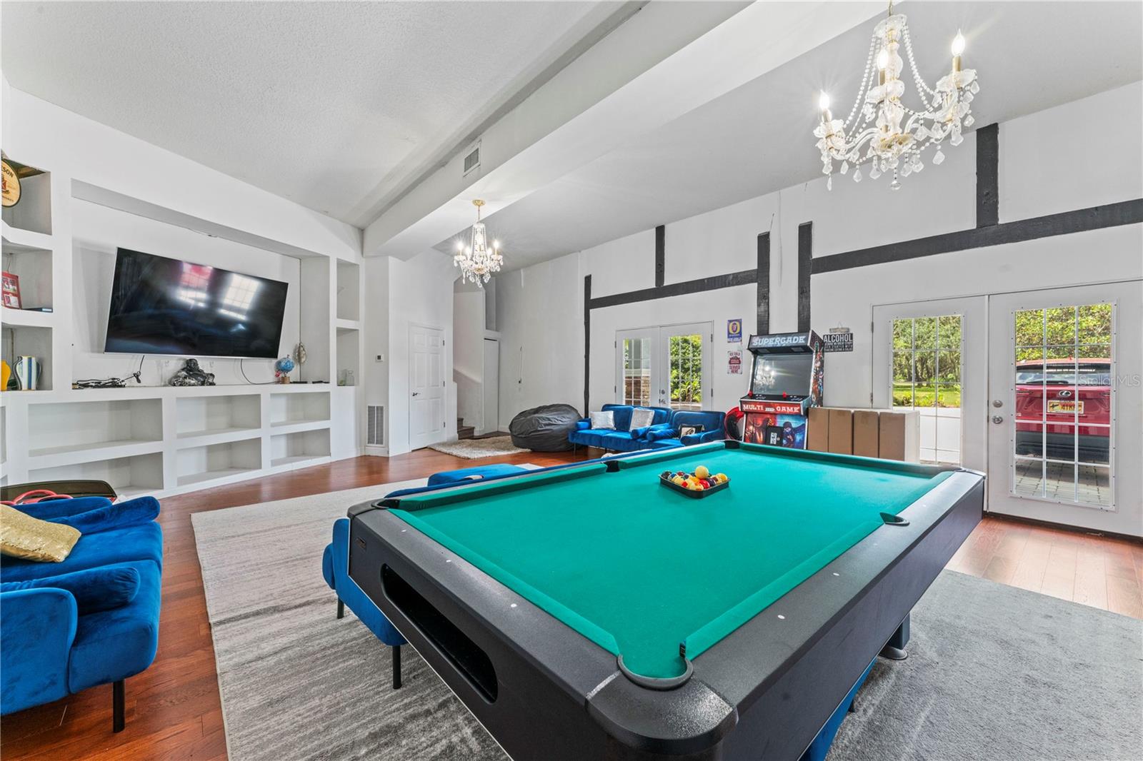 Image 39 of 91 For 17423 Boyette Road