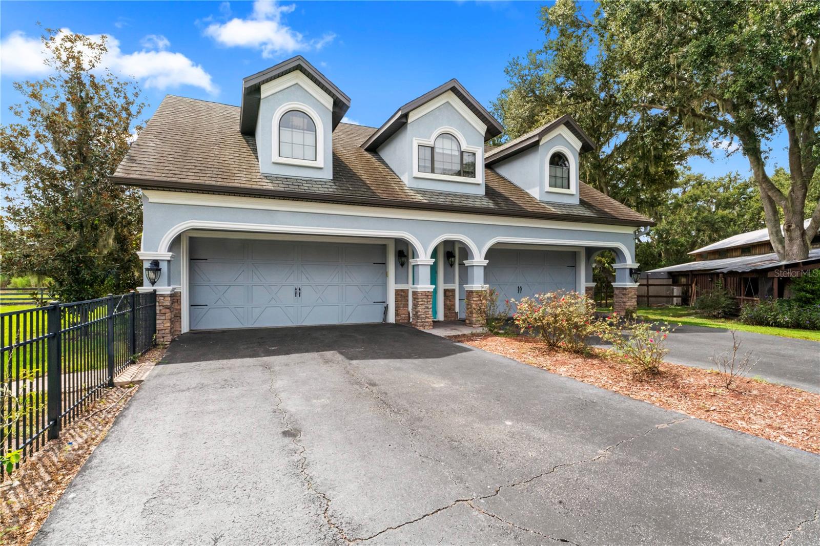 Image 45 of 91 For 17423 Boyette Road
