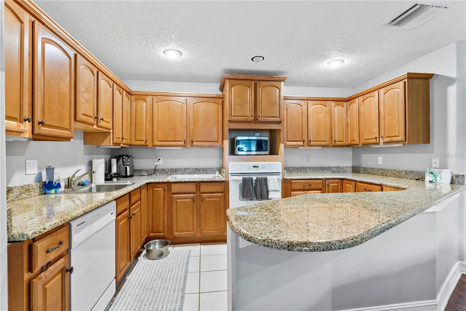 Image 47 of 91 For 17423 Boyette Road