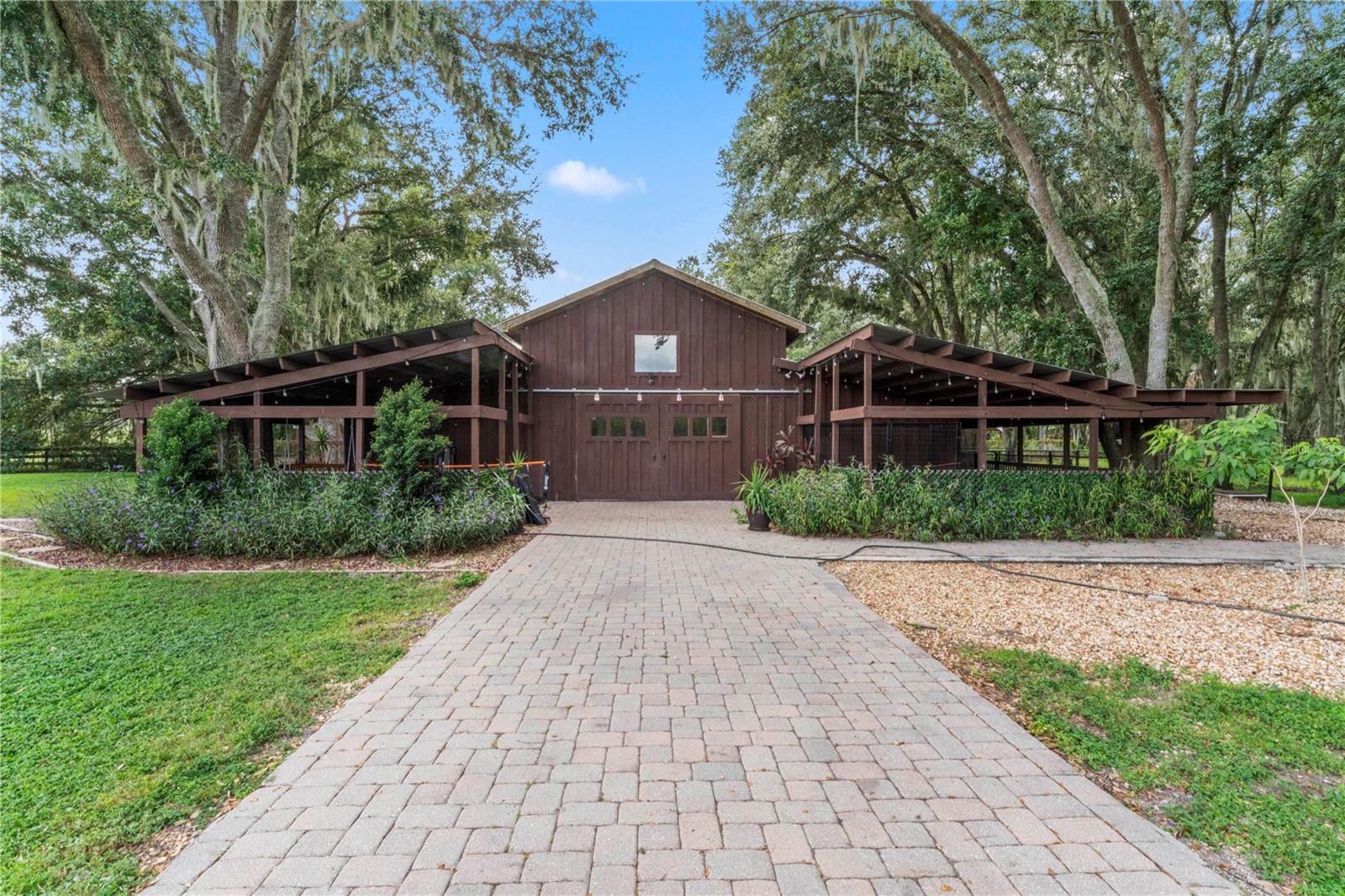 Image 62 of 91 For 17423 Boyette Road