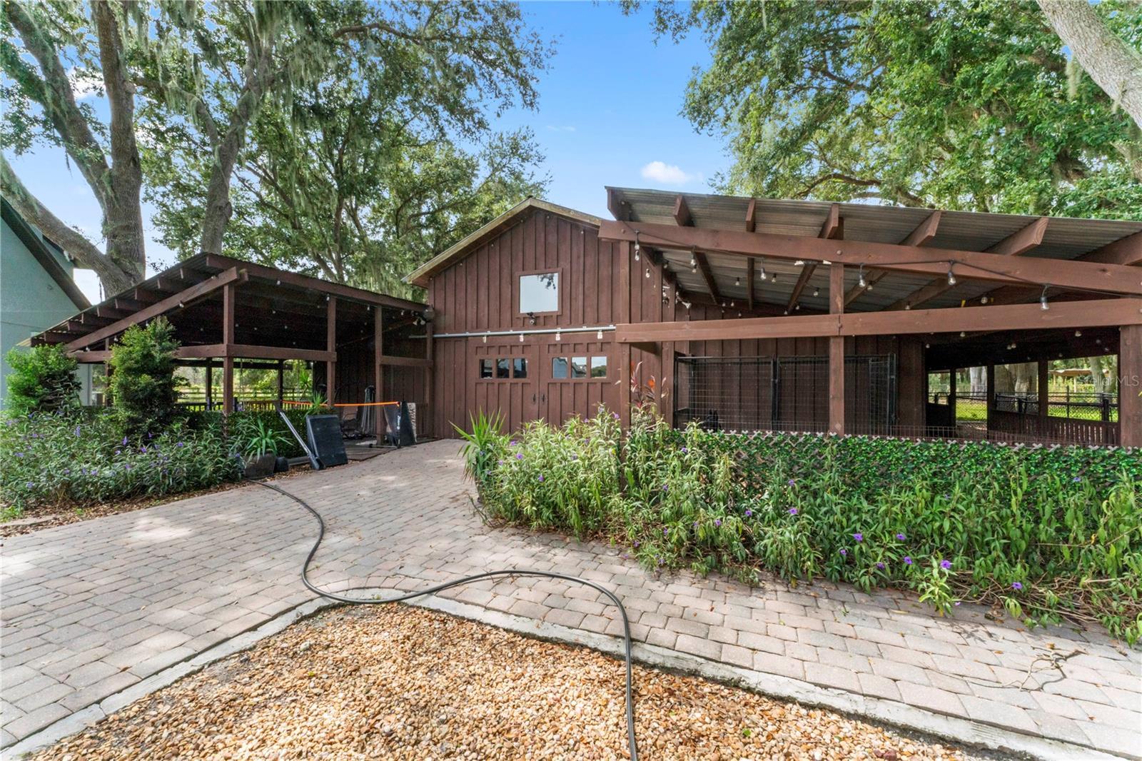 Image 64 of 91 For 17423 Boyette Road