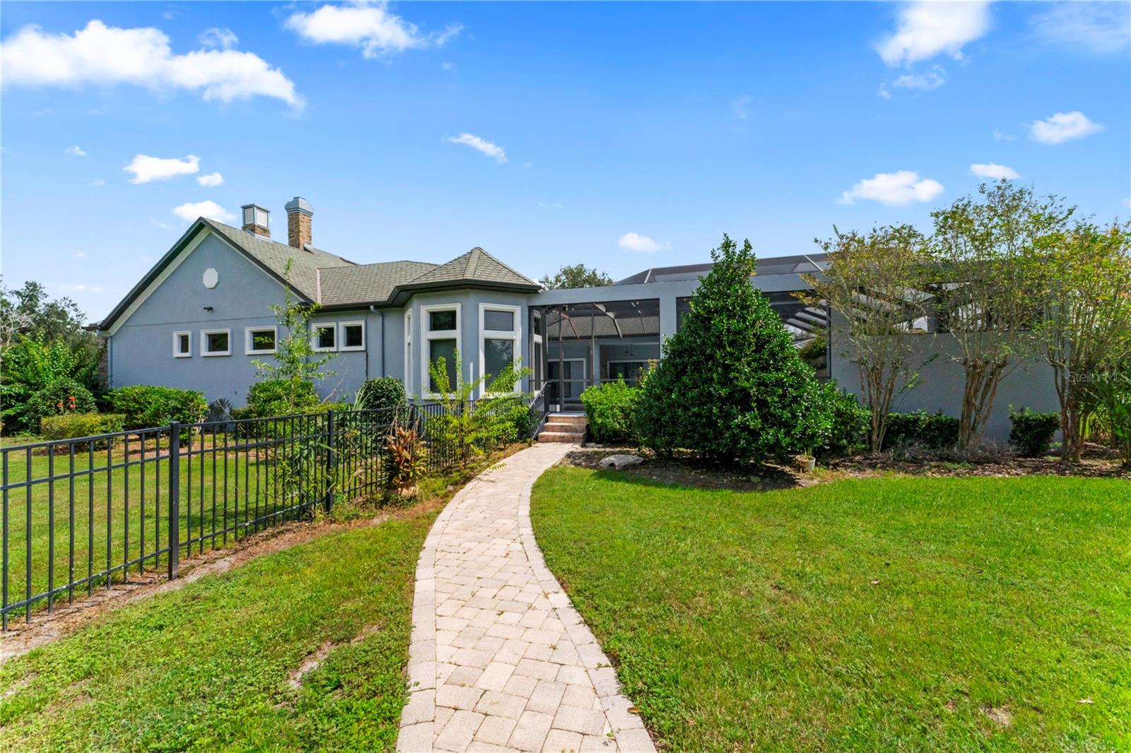Image 68 of 91 For 17423 Boyette Road