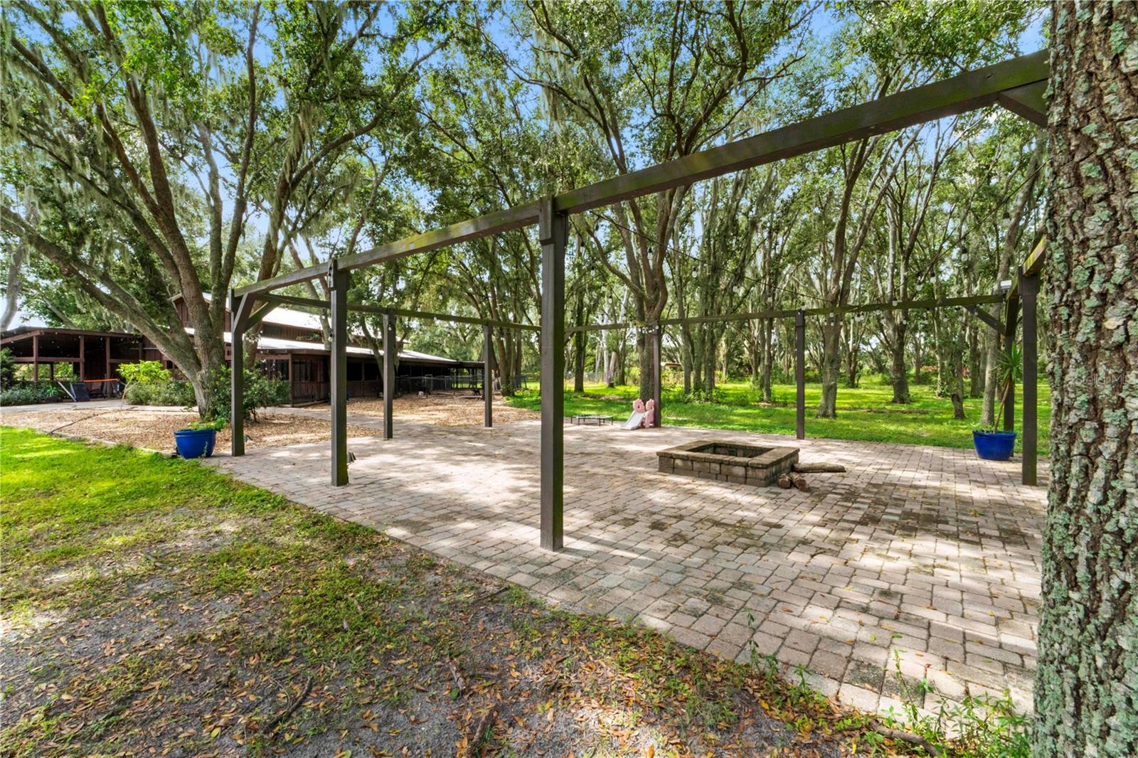 Image 76 of 91 For 17423 Boyette Road
