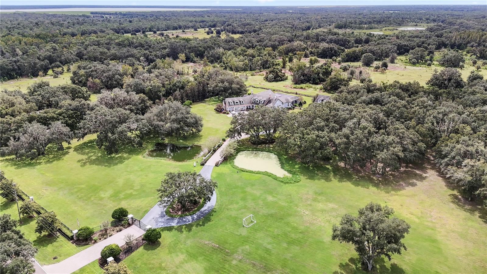 Image 83 of 91 For 17423 Boyette Road